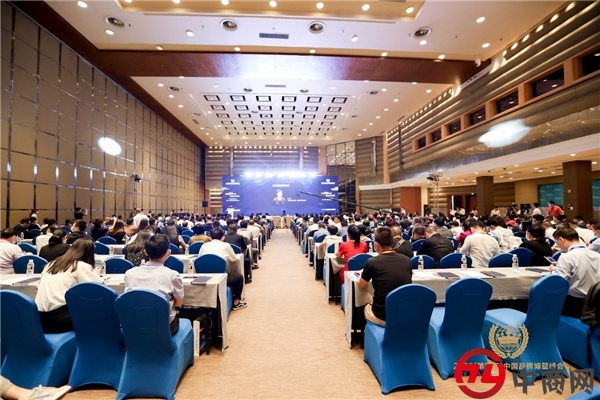 第四届中国品牌博鳌峰会，为本斩获双项殊荣